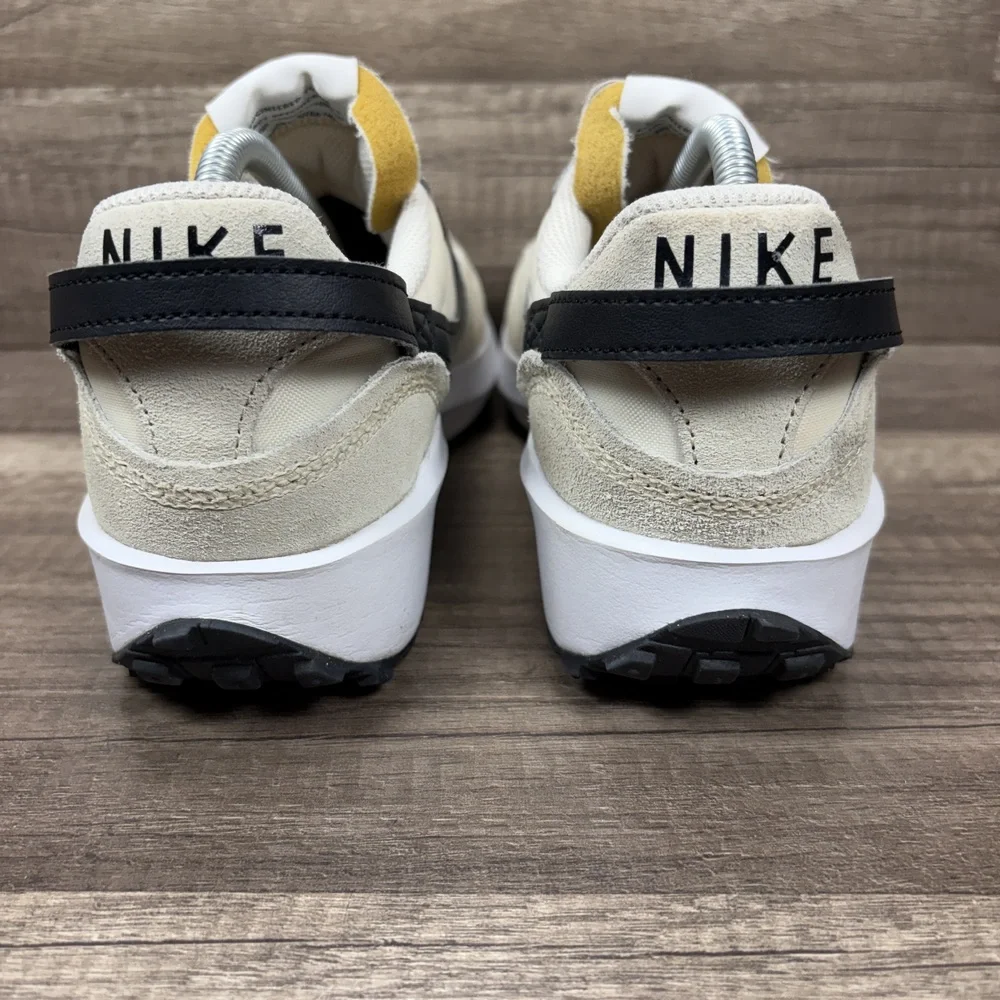 Nike Waffle Debut Tan Black Womens US Size 7.5 EUR 38.5 DH9523-102 Running Shoes - Picture 4 of 9